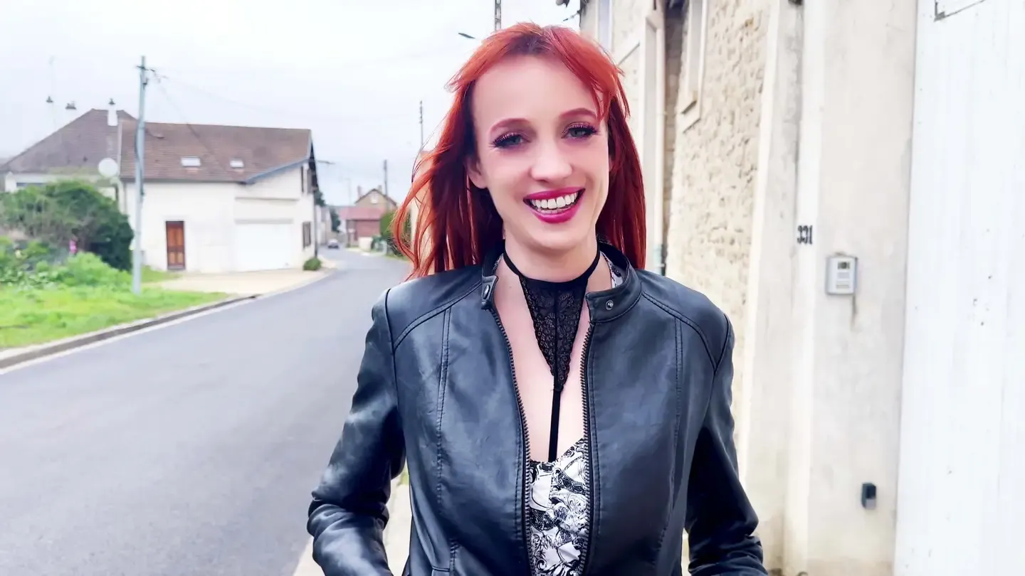 Luna, 31 ans est constamment dans le jeu