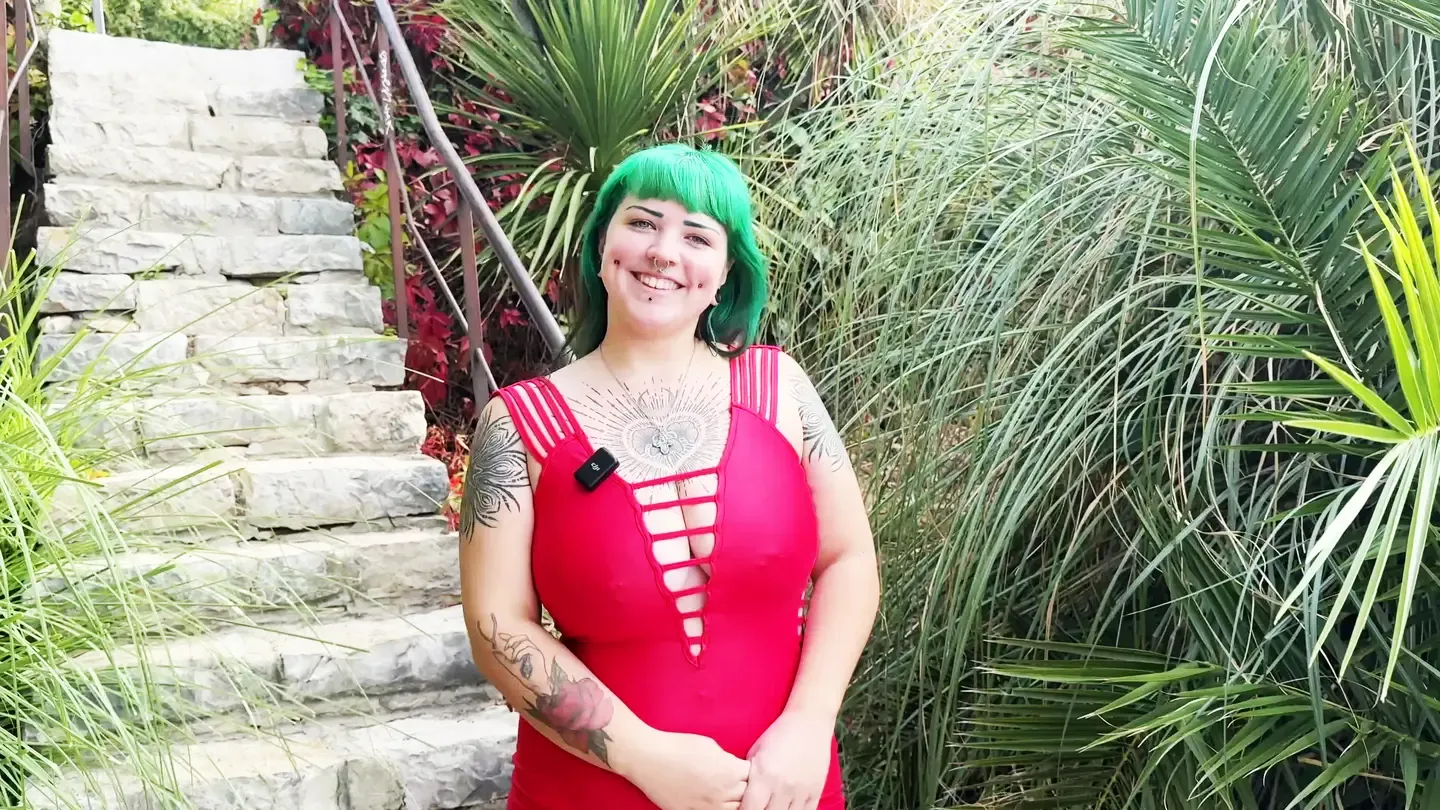 Le lâcher-prise avec deux bites, Lilith 20 ans, adore